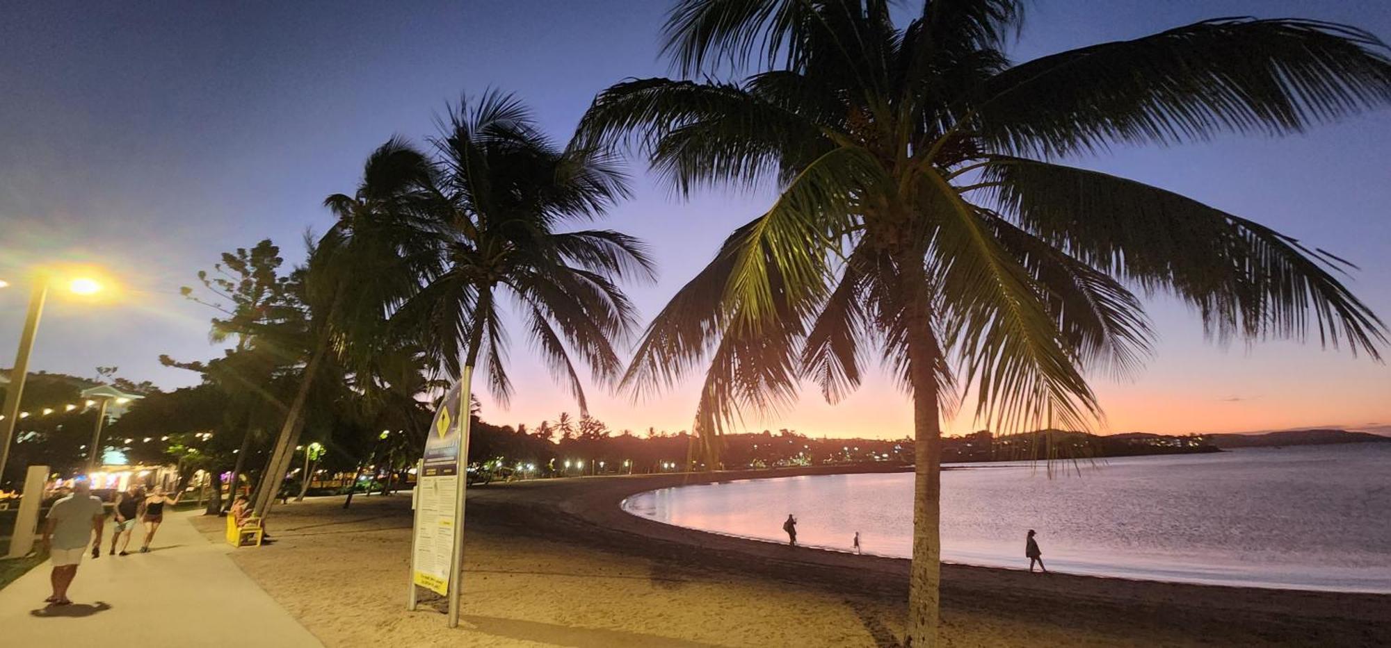 Bella Vista On Nara Pets Welcome Airlie Beach Exteriör bild