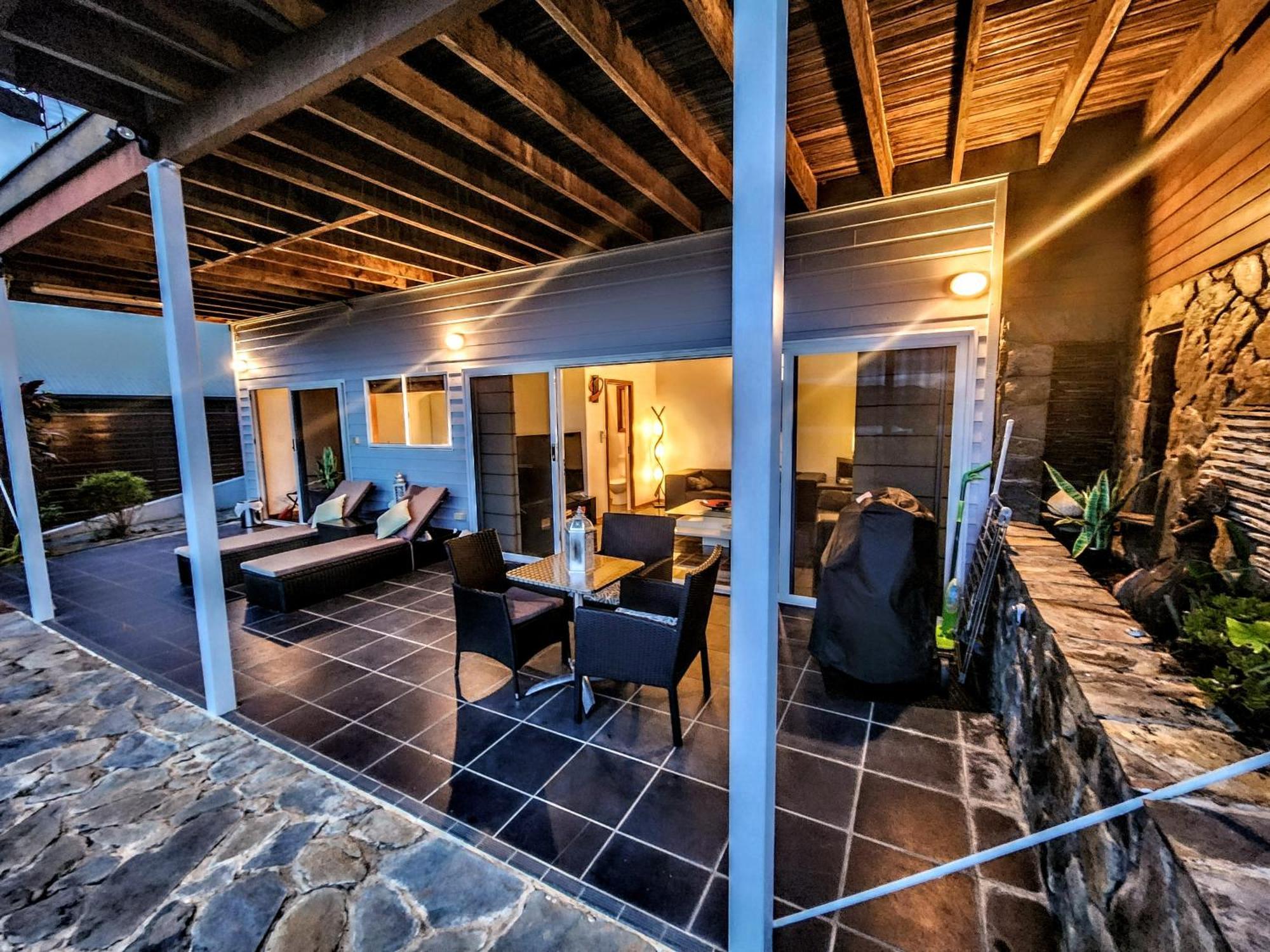 Bella Vista On Nara Pets Welcome Airlie Beach Exteriör bild
